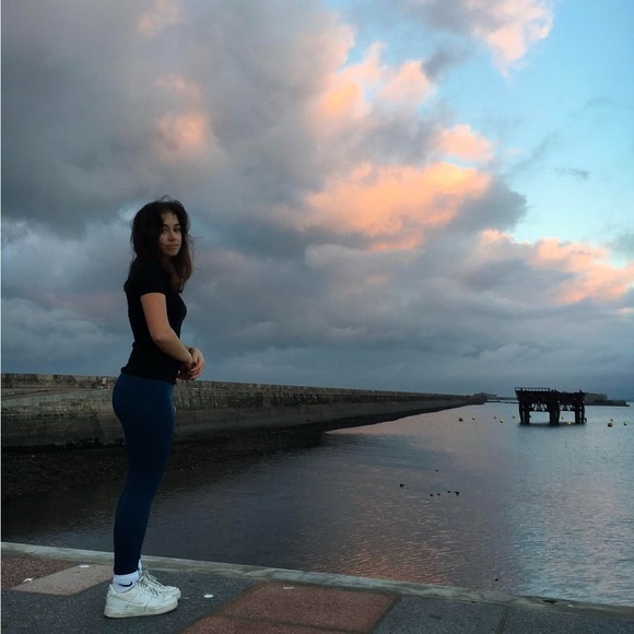 Meet your Posher - Picture 8 of 9